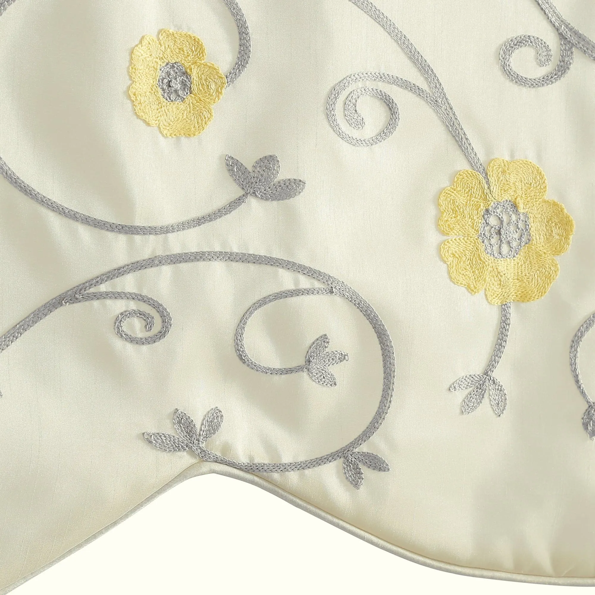 Royal Garden Valance